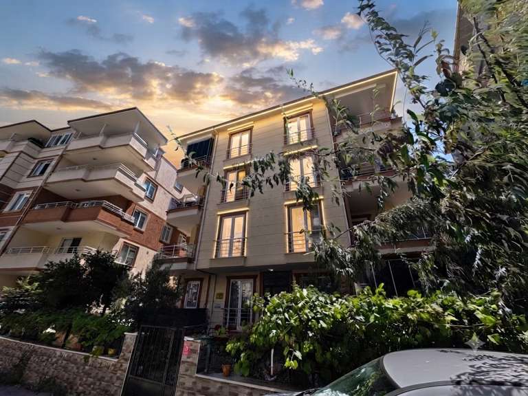 Apartment 3+1 · Altınkum