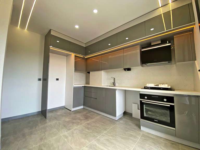 Zeytinli'de Satılık 3+1 Dubleks, Ön Cepheli, Geniş Teraslı